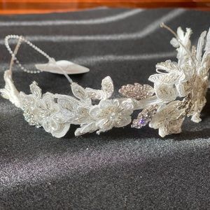 Bridal hair band